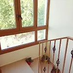 Like Apartment Filotion